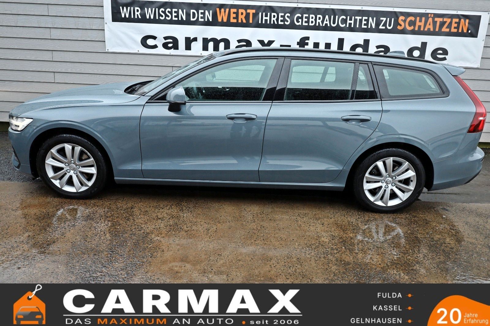 Fahrzeugabbildung Volvo V60 B4 D Momentum Core, Navi,LED,Carplay,DAB