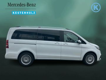 Mercedes V 220 - 5