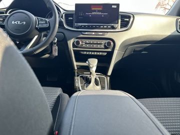 Kia Ceed 1.5 T-GDI DCT7 OPF Spirit