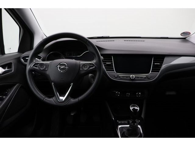 Fahrzeugabbildung Opel Crossland 1.2 Elegance AHK LED DAB AppleCP RK