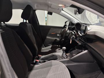 Fotografie 5 des Peugeot 208 PureTech 100 Active AHK