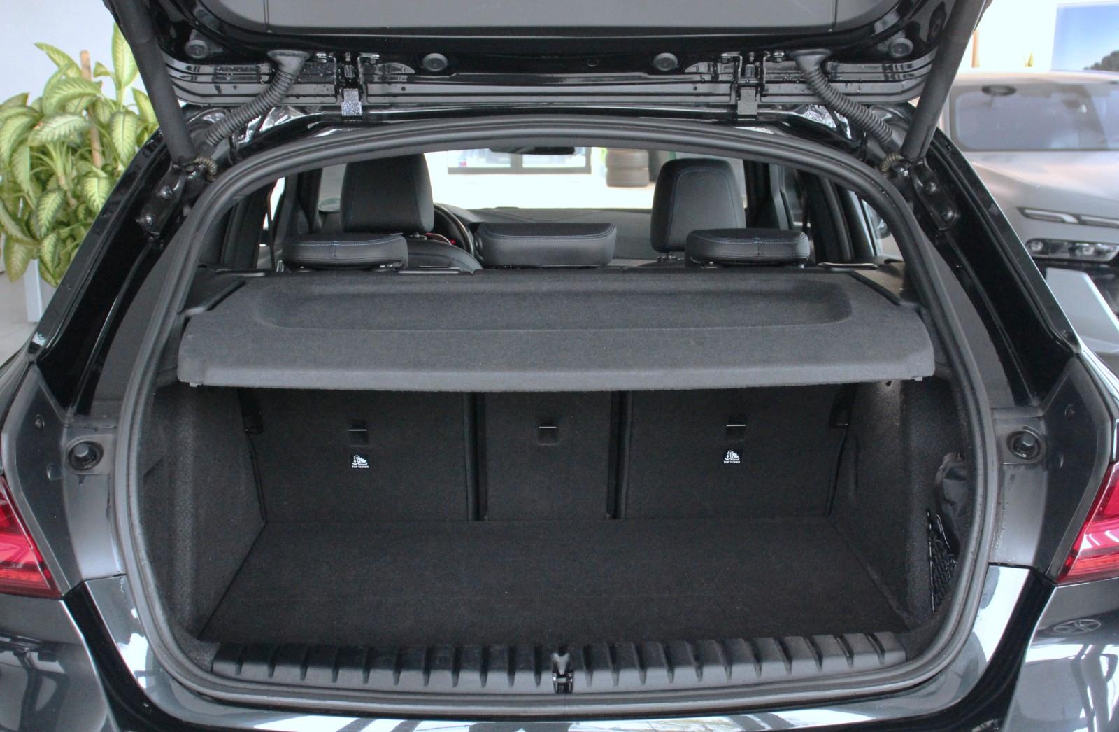 BMW 1 Series i Aut. M Sport (F40) *A-LED*SHZ*LHZ*HiFi*PDC, миниатюра 26