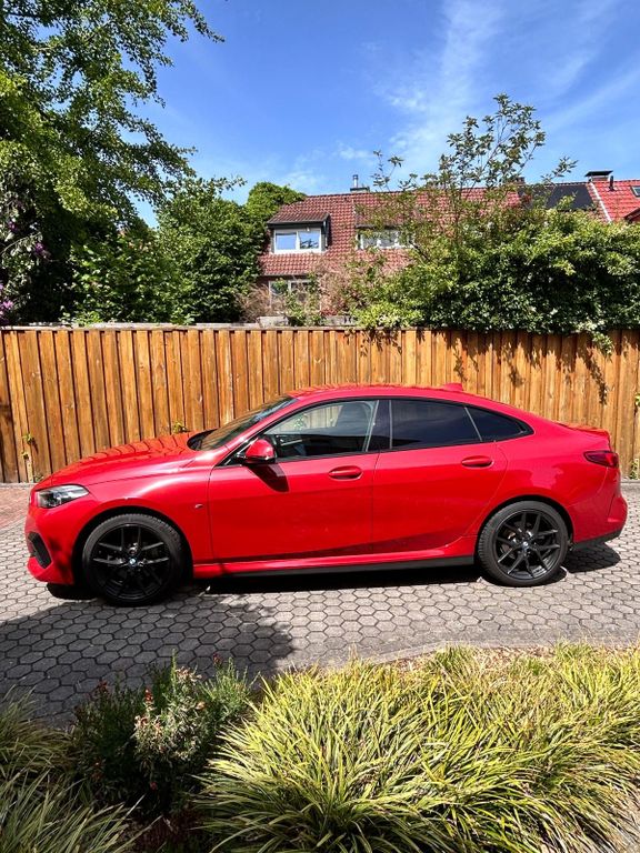 Image of BMW 218