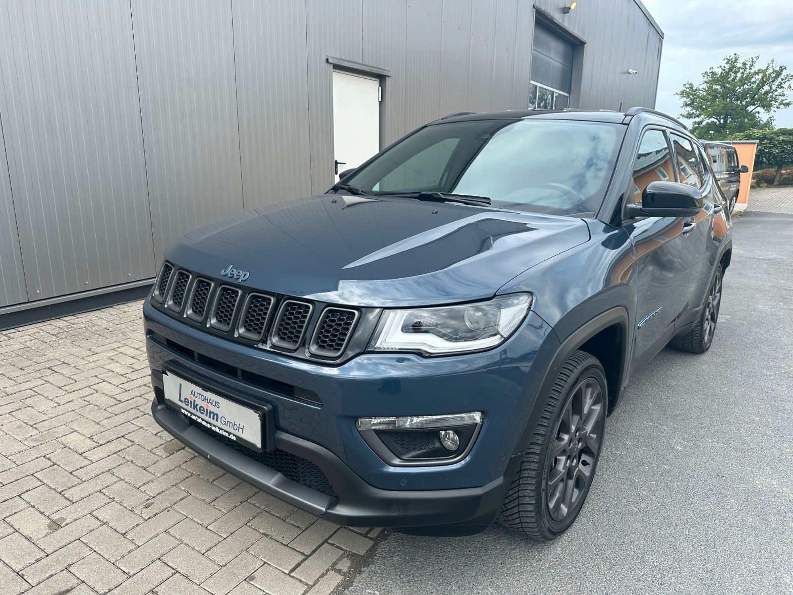 Gebrauchtwagen Jeep Compass Compass S Plug-In Hybrid 4WD in Oberfranken