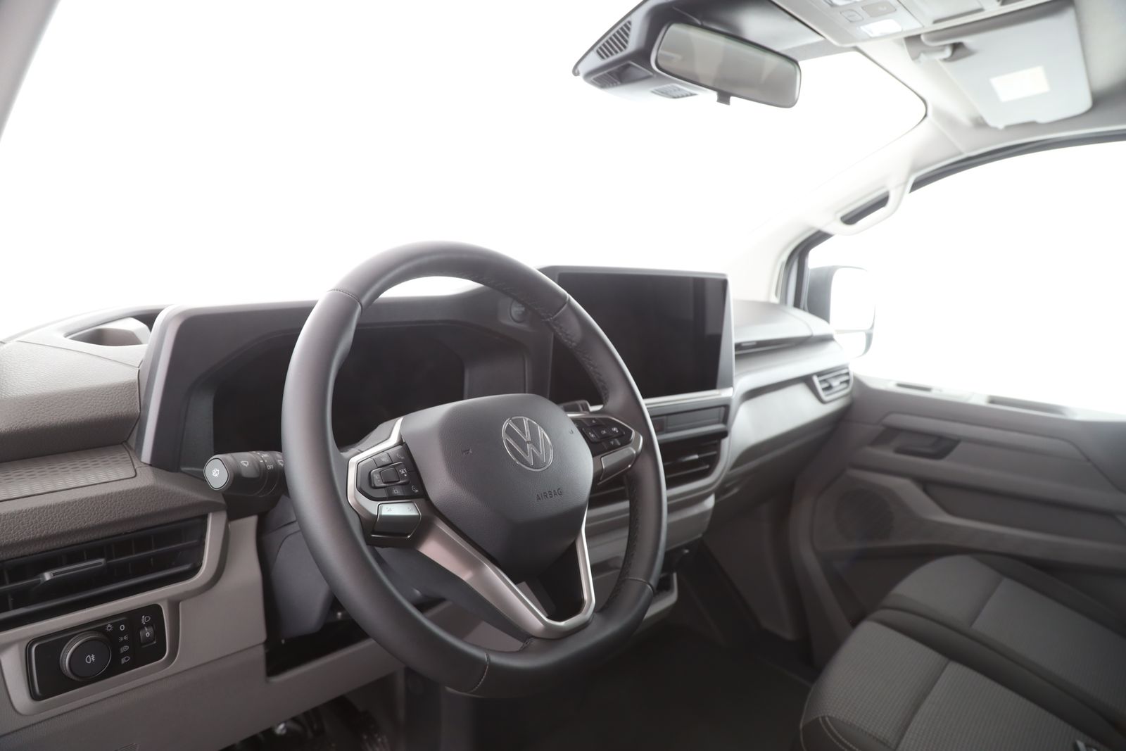 Volkswagen T7 Caravelle - Bild 11