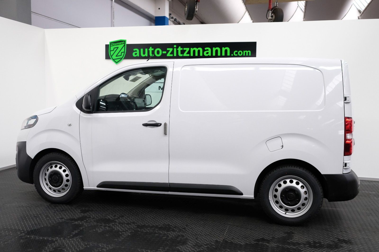 Fahrzeugabbildung Fiat Scudo L1SX  1,5 120 KLIMA ++ NAVI ++ KAMERA