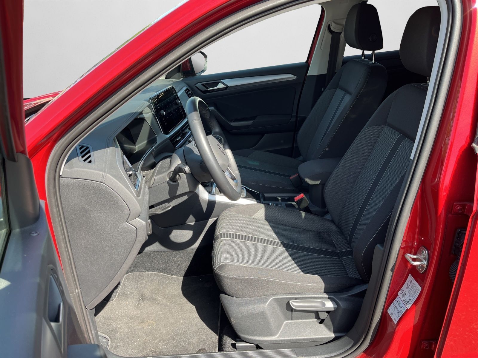 Volkswagen T-Roc - Bild 12