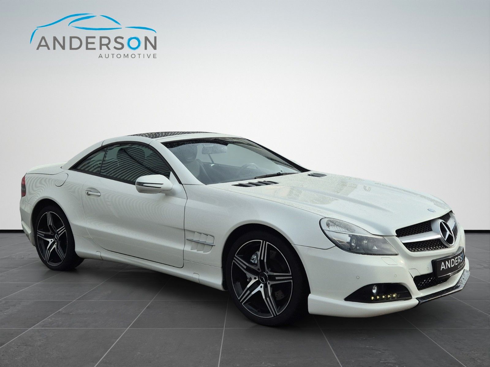 Fahrzeugabbildung Mercedes-Benz SLR SL 350 PIECHA CARBON PANO MEMORY H&K LED