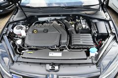 VW Golf VII Lim. 1.5 TSI IQ.DRIVE