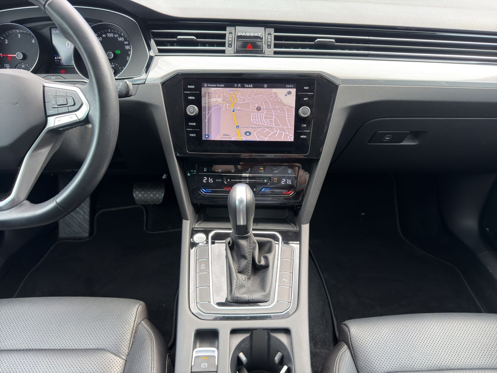 Volkswagen Passat Variant - Bild 13