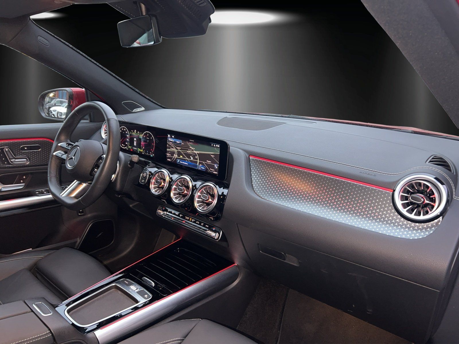Fahrzeugabbildung Mercedes-Benz GLA 180 d+AMG-Line+DISTRONIC+Memory+Burmester