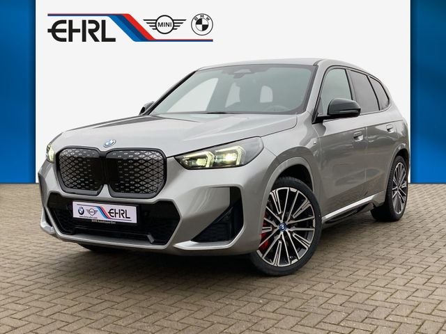 BMW iX1 xDrive30 M Sportpaket AHK*DrivingAssist*20"