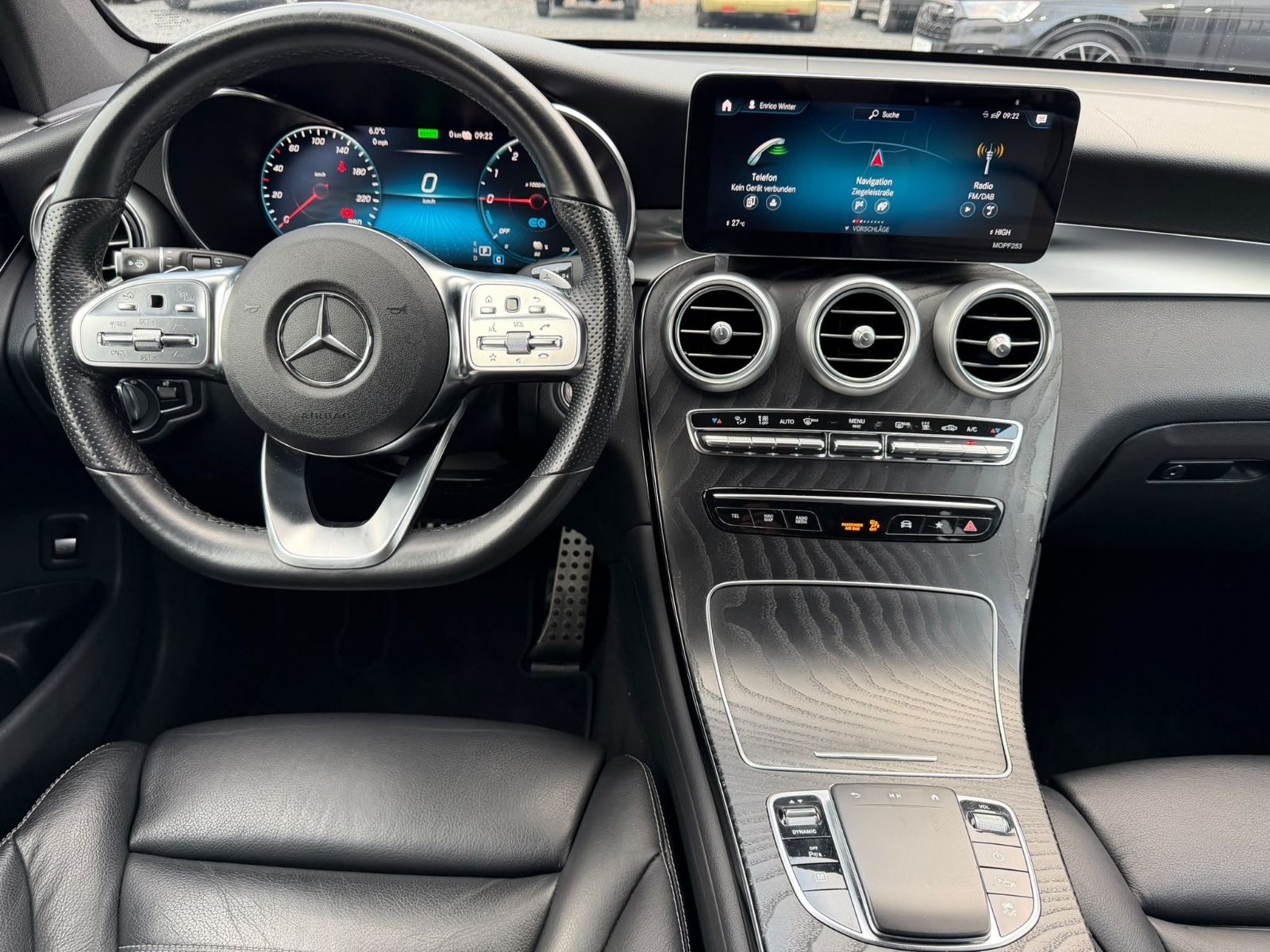 MERCEDES-BENZ GLC 300 de 4Matic AMG-PAKET/AHK/KAMERA – Foto 13