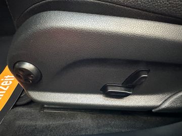 Mercedes-Benz C 200 C Limousine CGI *Avantgarde*Navi*Shz*9G*