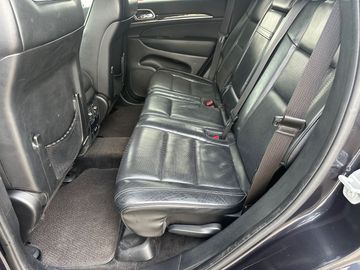 Jeep Grand Cherokee - 10