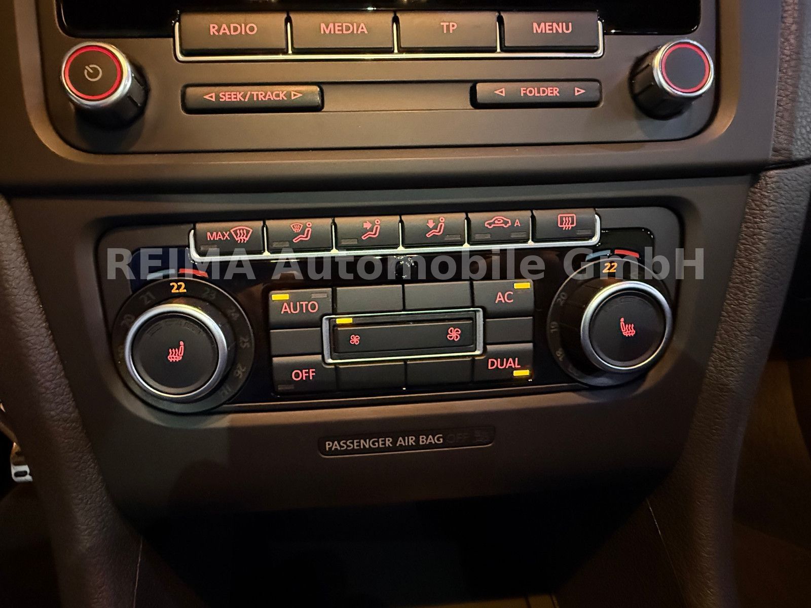 Fahrzeugabbildung Volkswagen Golf VI Cabriolet 1,4TSi, Klima, T-Leder, Alu