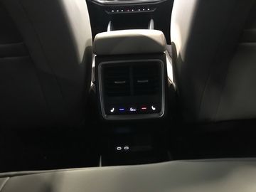 Skoda Elroq 85 *0,25%*360*4xSHZ*ACC*HUD*MATRIX*WÄPU*