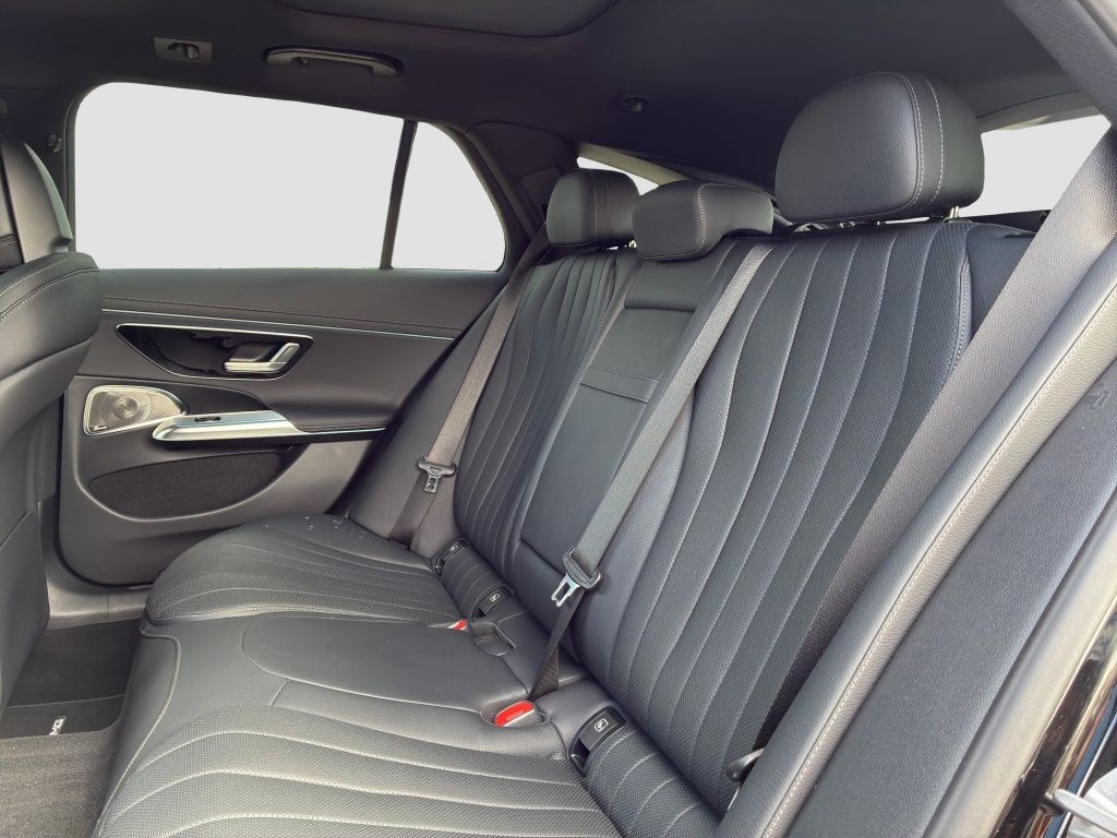 Fahrzeugabbildung Mercedes-Benz E 300 e T NIGHT*PSD*HUD*AHZV*SITZKLIMA*360°*20''