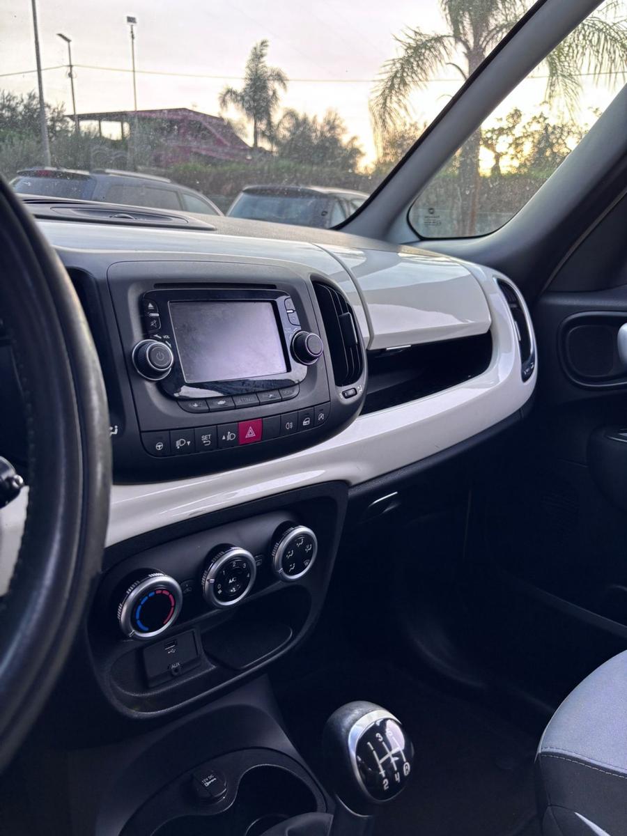 Fiat 500L 2015 — photo 9