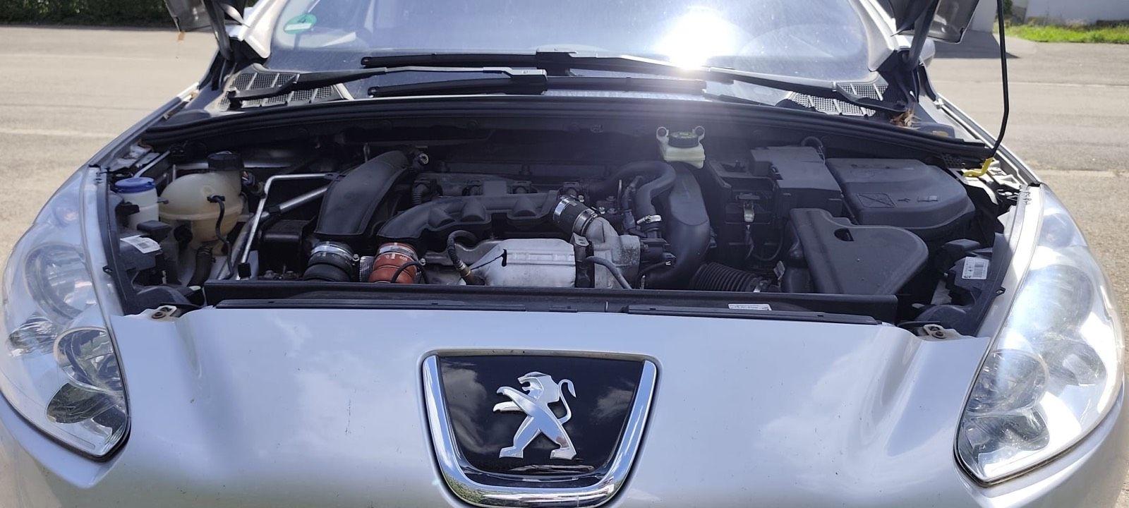 Peugeot 308 2012 — engine 156 HP (115kW)