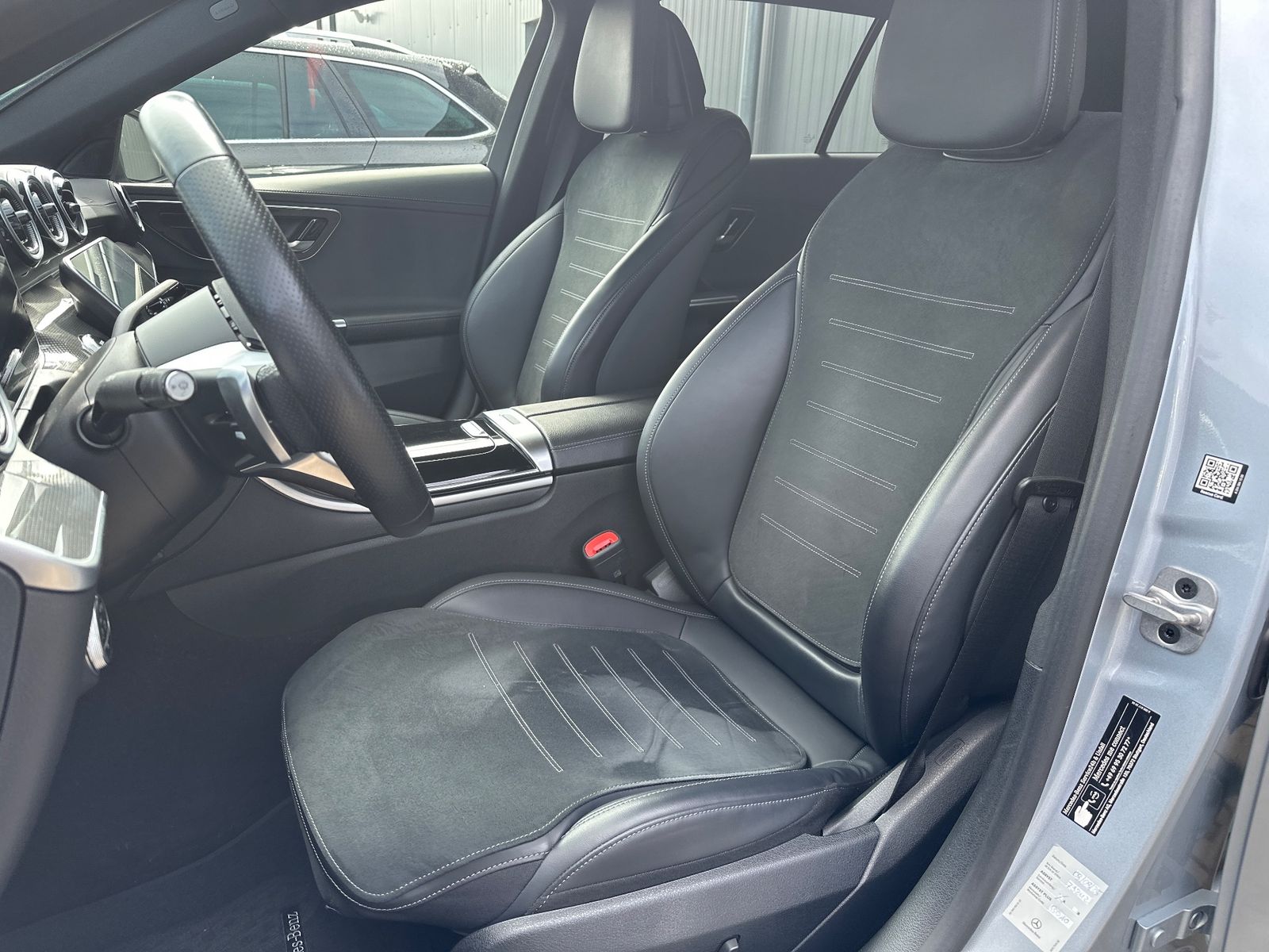 Fahrzeugabbildung Mercedes-Benz C 220d T AMG-Line NAV+LED+360°+WIDESCREEN+AHK+SH
