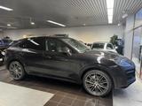 Porsche Cayenne Coupe SportDesign/HuD/Matrix/Luftf./360 - Porsche Cayenne: Sportwagen