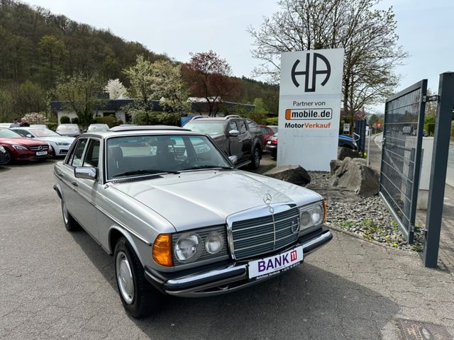 Mercedes-Benz 300d*OLDTIMER*TOP-ZUSTAND*NUR-89TKM