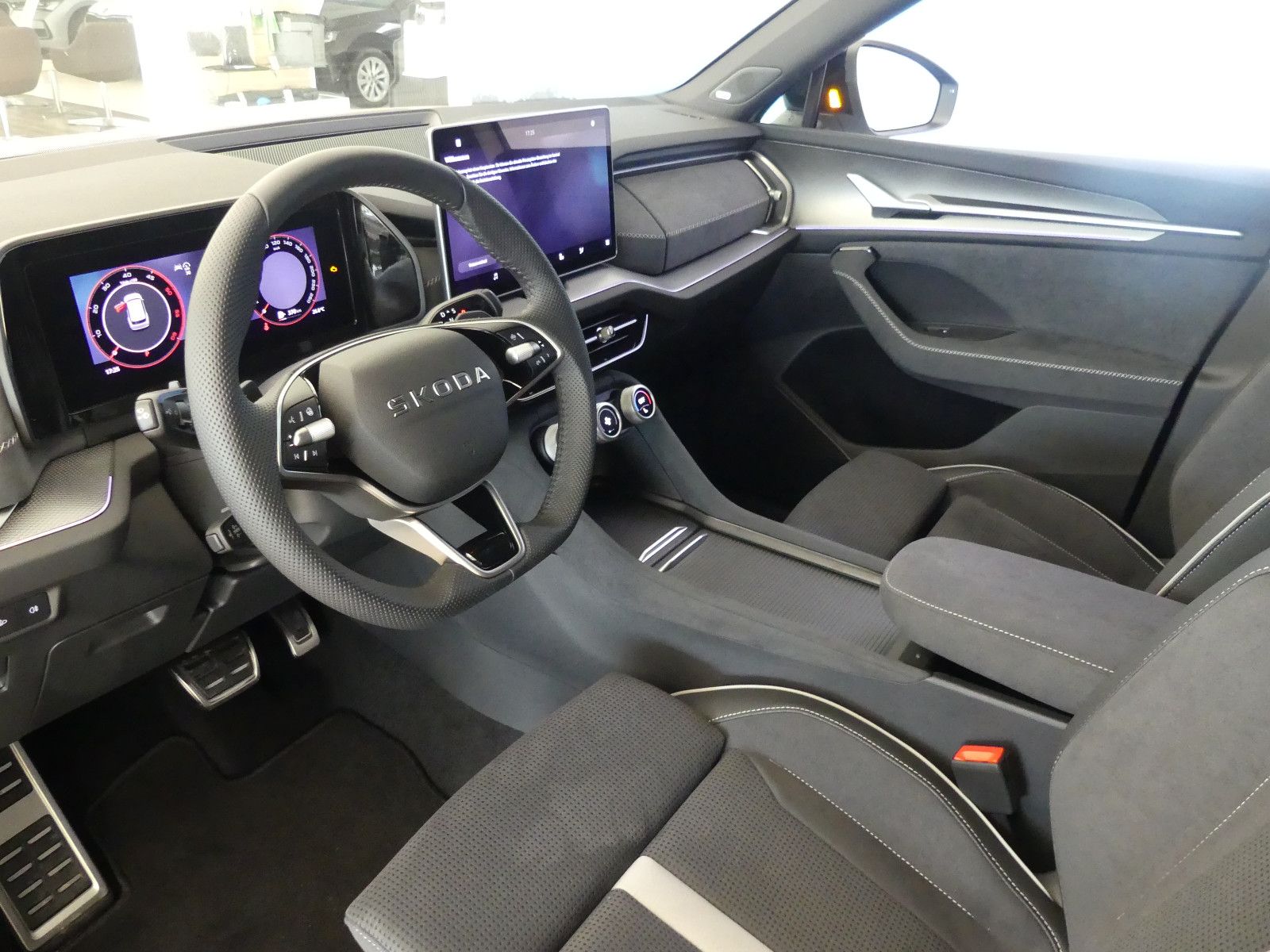 Fahrzeugabbildung SKODA Kodiaq 2.0 TDI DSG 4x4 Sportline *AHK*FSH*NAV*