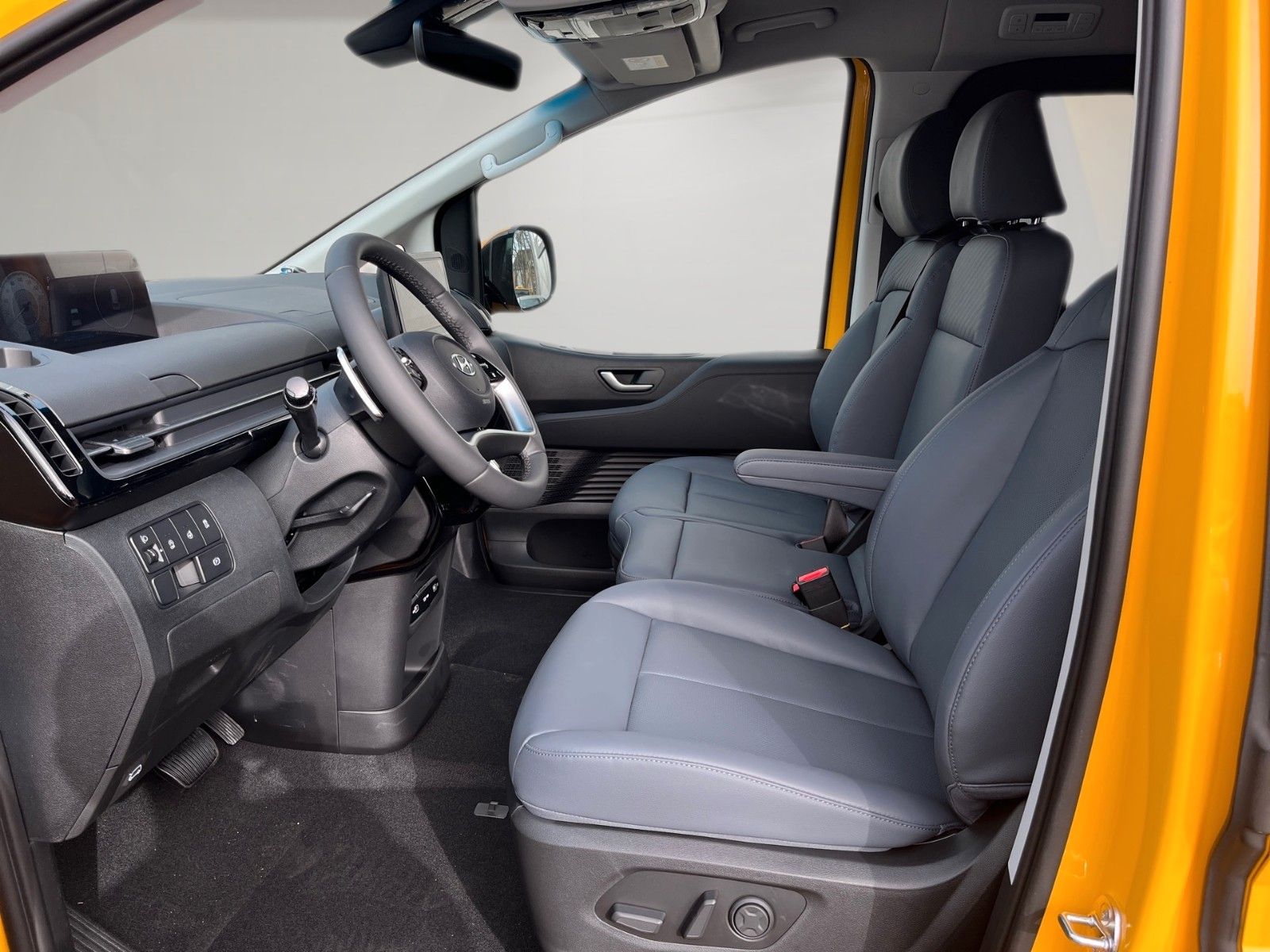 Fahrzeugabbildung Hyundai STARIA 2.2 CRDi 2WD PRIME 9-Sitzer LEDER el. Tür