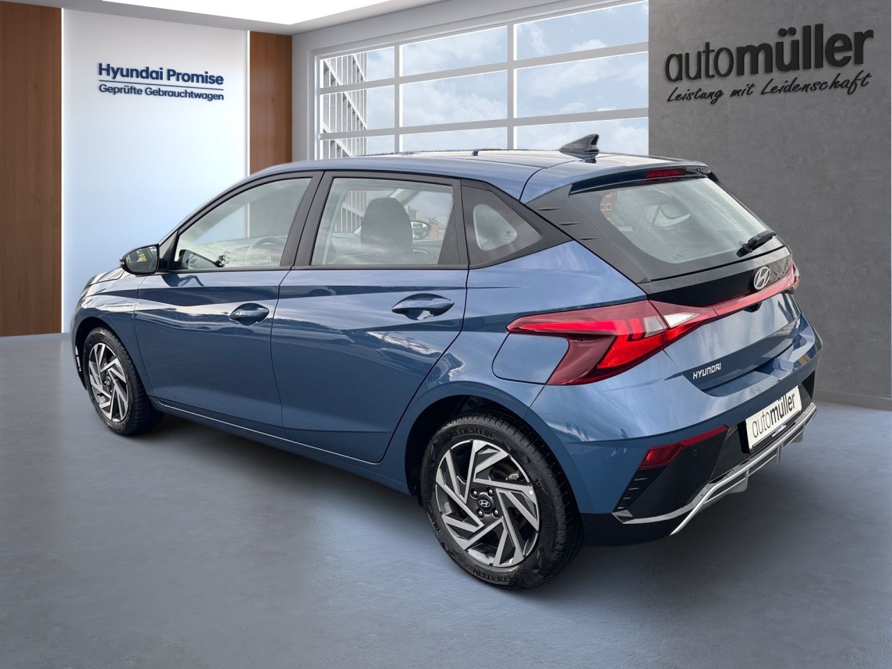 Fahrzeugabbildung Hyundai i20 TREND KAMERA*SHZ*LHZ*NAVI*USB*ZV*CARPL*