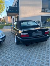 BMW E36 328i Cabrio - BMW 328 mit Benzin-Antrieb: Cabrio, E36 328i