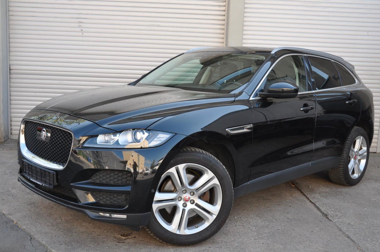Jaguar F-PACE Portfolio AWD Leder Panorama LED