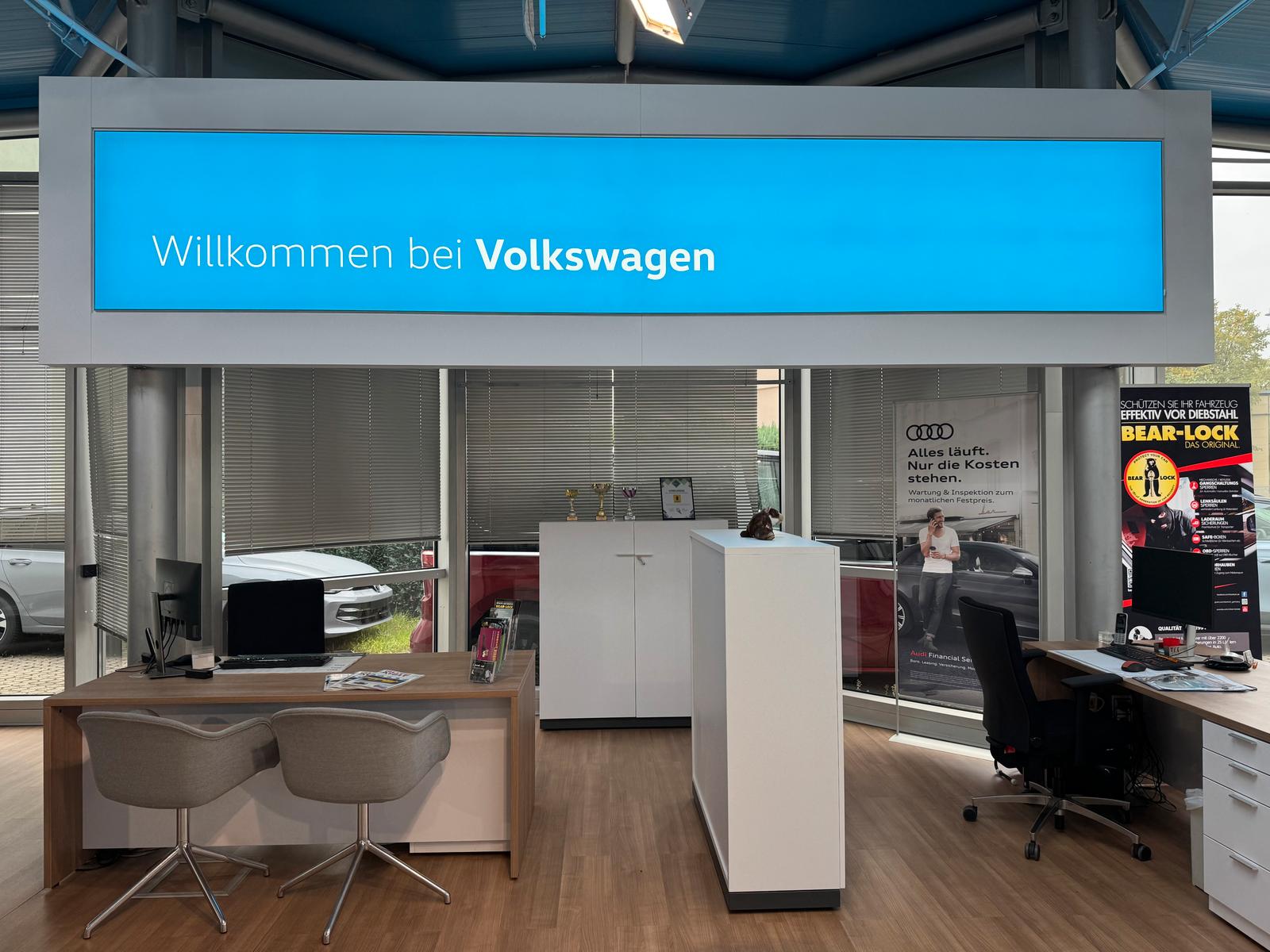 showroom-image-bottom