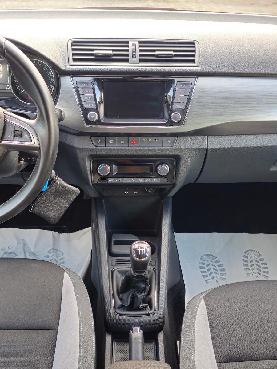Skoda Fabia Combi Joy Bi-Xenon* Navi*16"Alufelgen