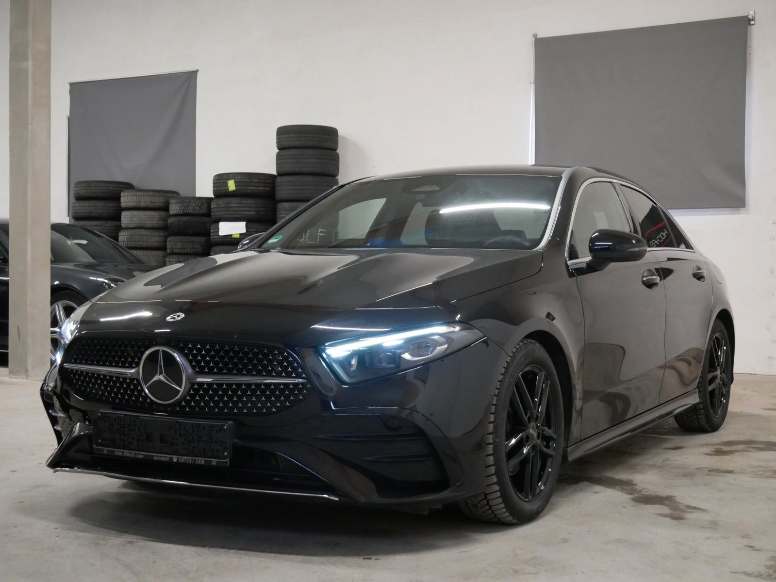 Mercedes-Benz A 200 AMG LINE R-KAM MULTIBEAM AMBI NAVI CARPLAY