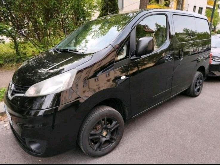 Image of Nissan Evalia