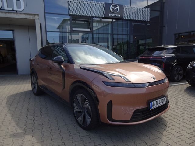 Lynk & Co 08