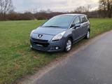 Peugeot 5008 2.0 Family HDi FAP 150 Family - Peugeot 5008: Hdi 150