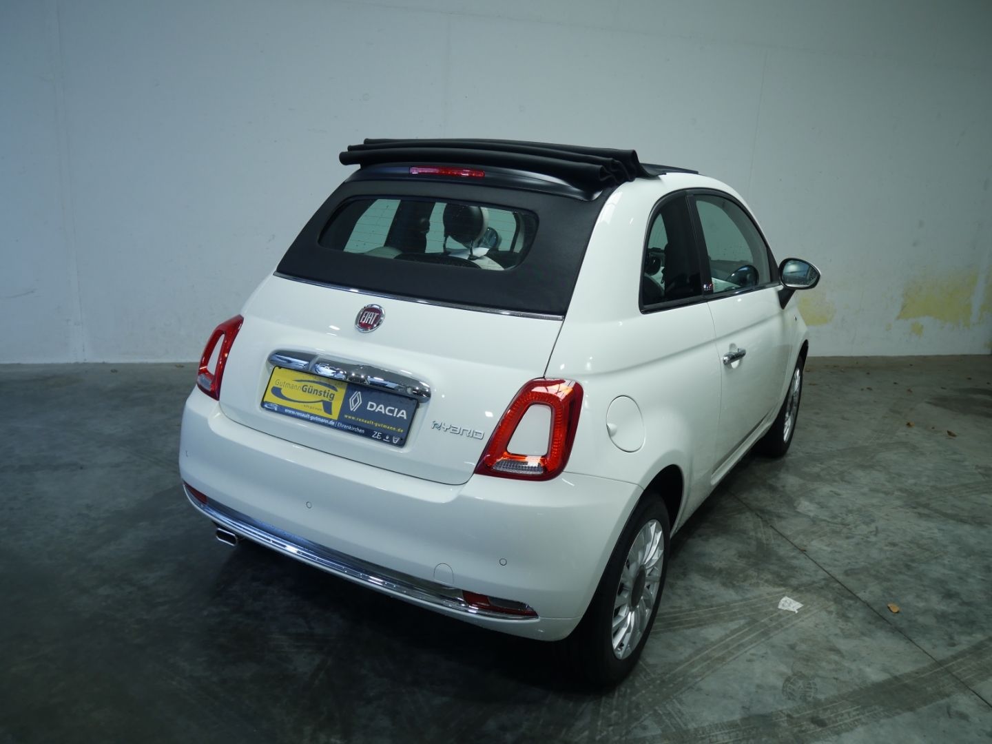 Fahrzeugabbildung Fiat 500C Cabrio DolceVita 1.0 Hybrid EU6d LED-Tagfah