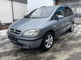 Opel Zafira 2.2 16V EleganceESD,Klima 7Sitze im Auftr - Opel Zafira aus 2003: 2.2