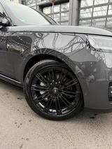 Land Rover Range Rover P460 HSE LWB inkl. Winterräder - Land Rover Range Rover mit Hybrid-Antrieb: Grau