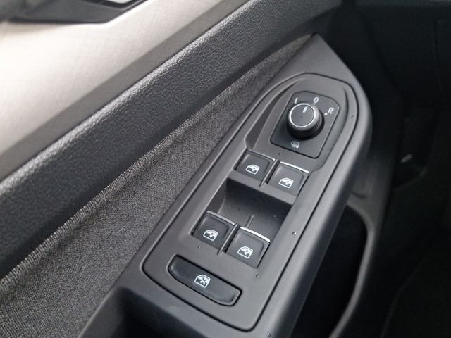 Golf VIII Variant 1.5TSI Life, Navi, Kamera, Bus