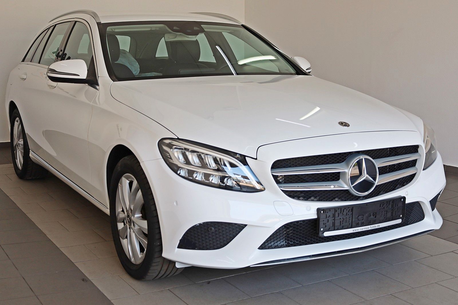 Fahrzeugabbildung Mercedes-Benz C 200 T 4M T.Leder,Navi,LED,SH,PDC,SR+WR