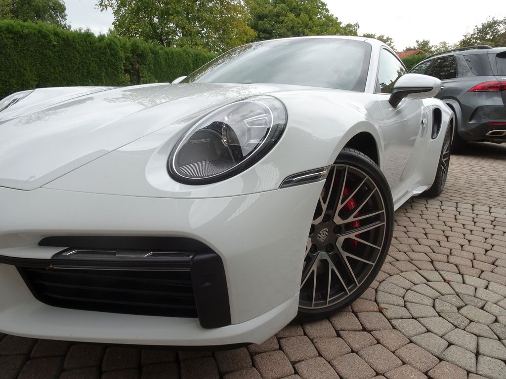 Porsche 992