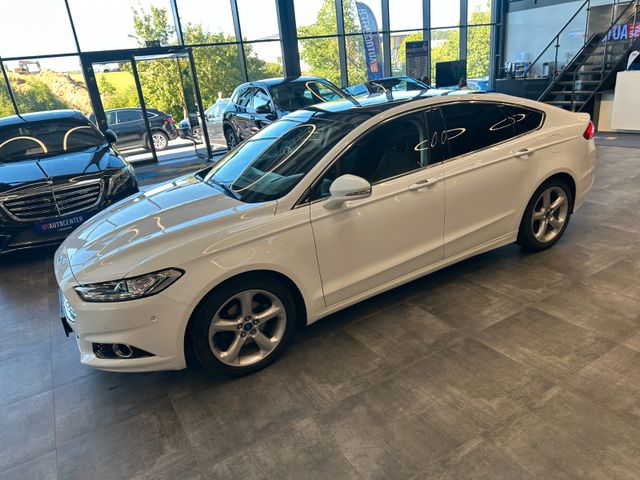 Ford Mondeo Lim *TEMPO*NAVI*KEYLESS*PANO*2-Zonen*