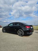 Mercedes-Benz A 220 4MATIC DCT V177 Langversion!