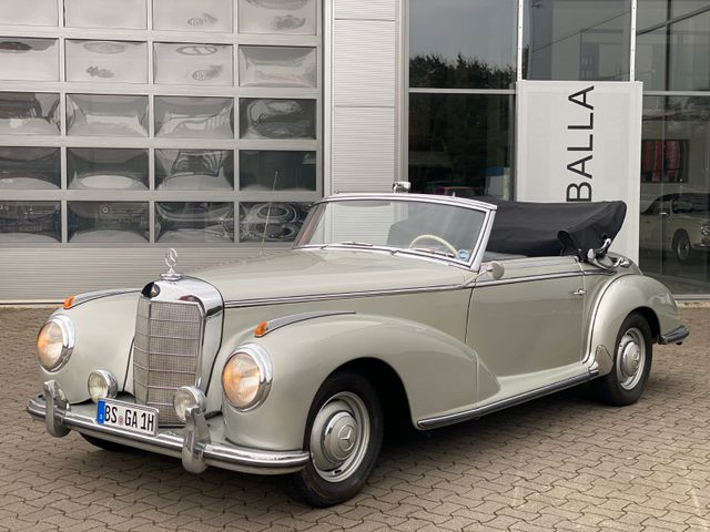 Mercedes-Benz 300 S CABRIOLET