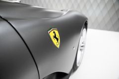 812 V12 Superfast GREY/BROWN FERRARI WARRANTY