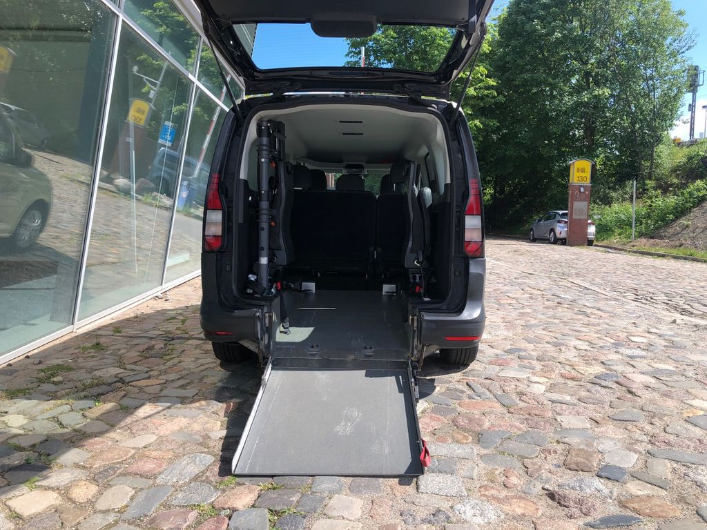 Image of Volkswagen Caddy Maxi