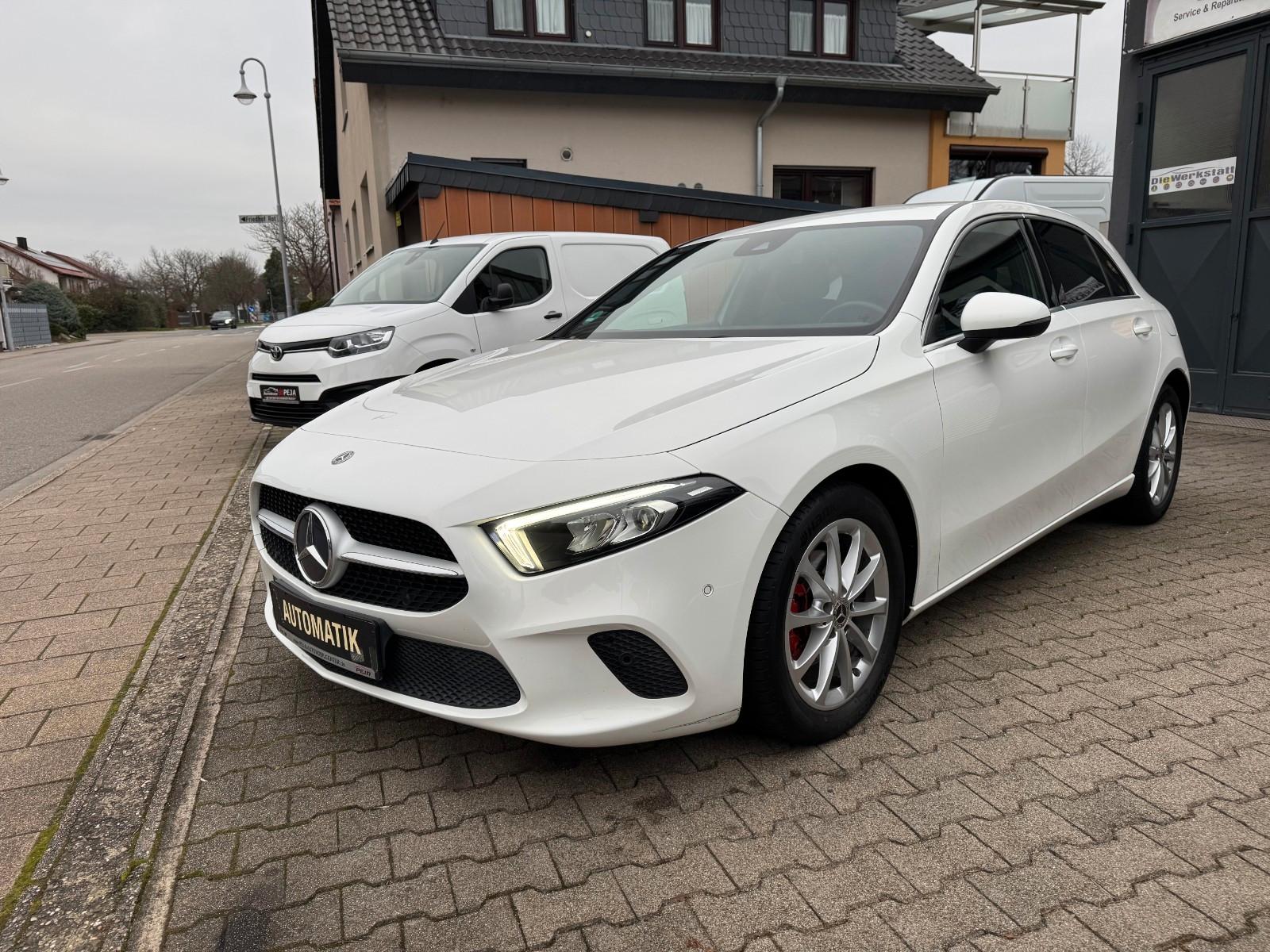 Mercedes-Benz A 180 *Autom - T.Leder - Navi - LED - Tempo++